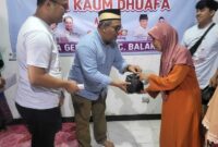 Relawan Maesyal - Intan Kabupaten Tangerang peduli puluhan anak-anak yatim dan dhuafa lewat santunan. Pembagian santunan tersebut dilakukan di Desa Gembong, Kecamatan Belaraja.