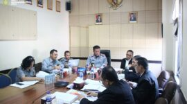 Keterangan foto : Kepala Kantor Wilayah Kementerian Hukum dan HAM Jawa Barat Masjuno Pimpin Sidang Majelis Pengawas Wilayah Notaris, (Senin, 30/9/2024) 