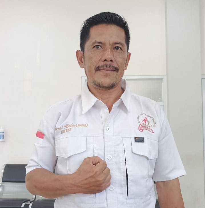 Keterangan poto : Ketua Umum Relawan Sabilulungan, selaku Pendamping Laporan Pelecehan Seksual Pelecehan Seksual di Polres Jakarta Selatan
