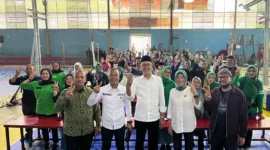 Ayep Zaki calon walikota Sukabumi saat menemui warga masyarakat.