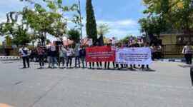 Koalisi Mahasiswa Madura Alfarisi menyebut sengkarut netralitas Aparat Penegak Hukum (APH) dalam proses politik Pilkada di Kabupaten Sampang, Jawa Timur