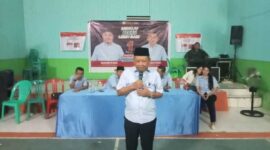 Keterangan foto : Calon Wakil Bupati Berau Agus Wahyudi Kampanye di BPU Kampung Karangaan, (Sabtu, 5/10/2024) 