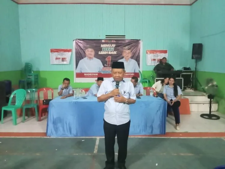 Calon Wabup Berau Agus Wahyudi Kampanye di BPU Kampung Karangaan