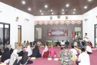 Panitia Pemilihan Kecamatan (PPK) Kecamatan Kramat Jati menggelar rapat koordinasi dengan stakeholder se-Kecamatan Kramat Jati di Aula Bale Gede Jalan Kerja Bakti Nomor 32 Kelurahan Kramat Jati Jakarta Timur, pada Selasa, 15/10/2024.