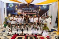 Keterangan poto : Keluarga besar SKh Negeri 01 Lebak saat Poto bersan usai kegiatan Maulid Nabi Muhammad, S.A.W, ke 1446 Hijriah. (Dok Khusus)