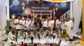 Keterangan poto : Keluarga besar SKh Negeri 01 Lebak saat Poto bersan usai kegiatan Maulid Nabi Muhammad, S.A.W, ke 1446 Hijriah. (Dok Khusus)