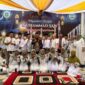 Keterangan poto : Keluarga besar SKh Negeri 01 Lebak saat Poto bersan usai kegiatan Maulid Nabi Muhammad, S.A.W, ke 1446 Hijriah. (Dok Khusus)