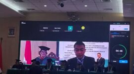Keterangan foto : Anggota Ombudsman RI, Hery Susanto, resmi meraih gelar doktor dalam bidang Pendidikan Kependudukan dan Lingkungan Hidup dari Universitas Negeri Jakarta (UNJ), Jumat (8/11/2024) 
