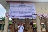 Pemerintah Desa Aliyan memasang baliho didepan aula desa, dimana berisi tentang permohonon maaf terkait tidak turunnya Dana Desa tahun 2024.