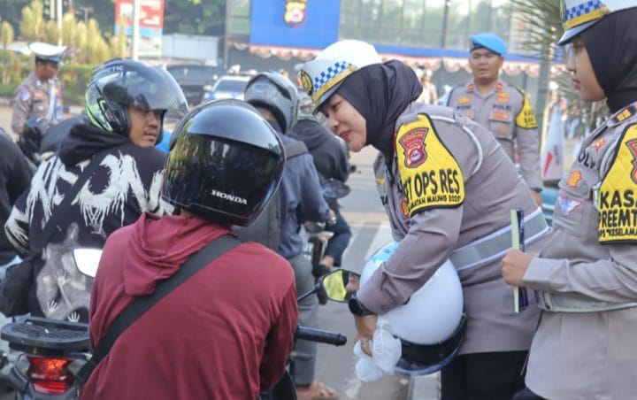 Keterangan foto : Operasi ini merupakan kegiatan cipta kondisi sebelum pelaksanaan Operasi Ketupat Maung 2025 yang akan berlangsung saat bulan Ramadhan dan Idul Fitri.Kasat Lantas Polresta, Kamis (13/2/2025) 