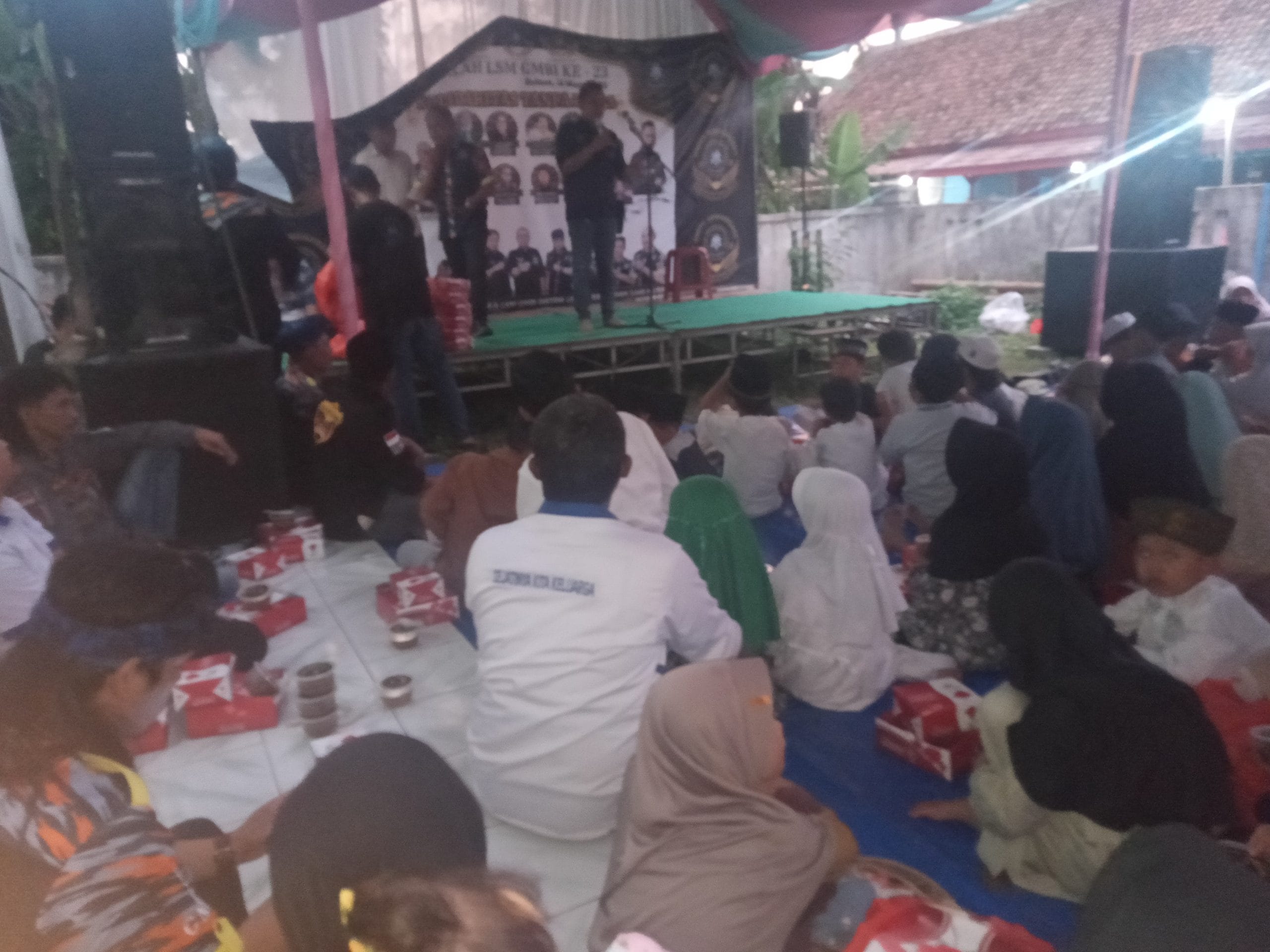 Keterangan poto : Suasana kegiatan Bukber dalam acara Anniversary LSM GMBI ke 23 Tahun 2025