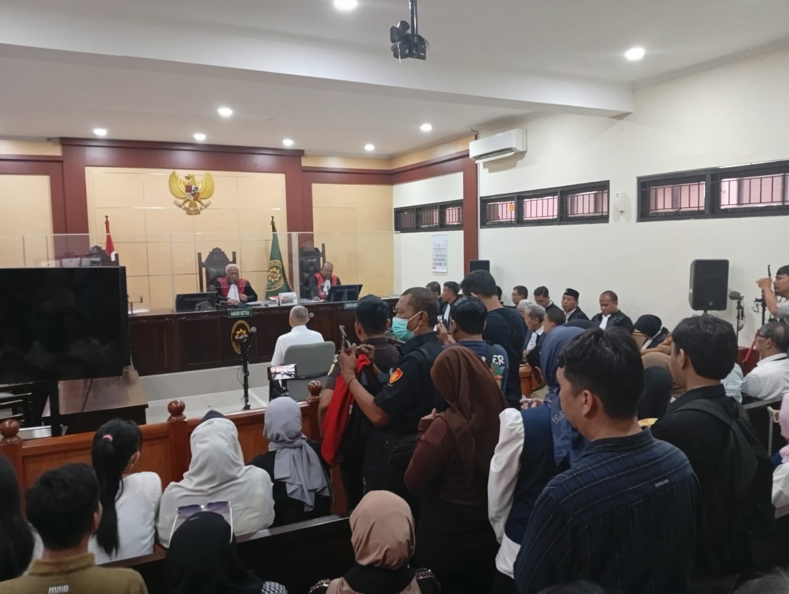 Keterangan foto : Kasus dugaan pemalsuan dokumen surat tanah dengan terdakwa Charly Chandra kembali disidangkan di Pengadilan Negeri (PN) Tangerang, Rabu (11/6/2025)