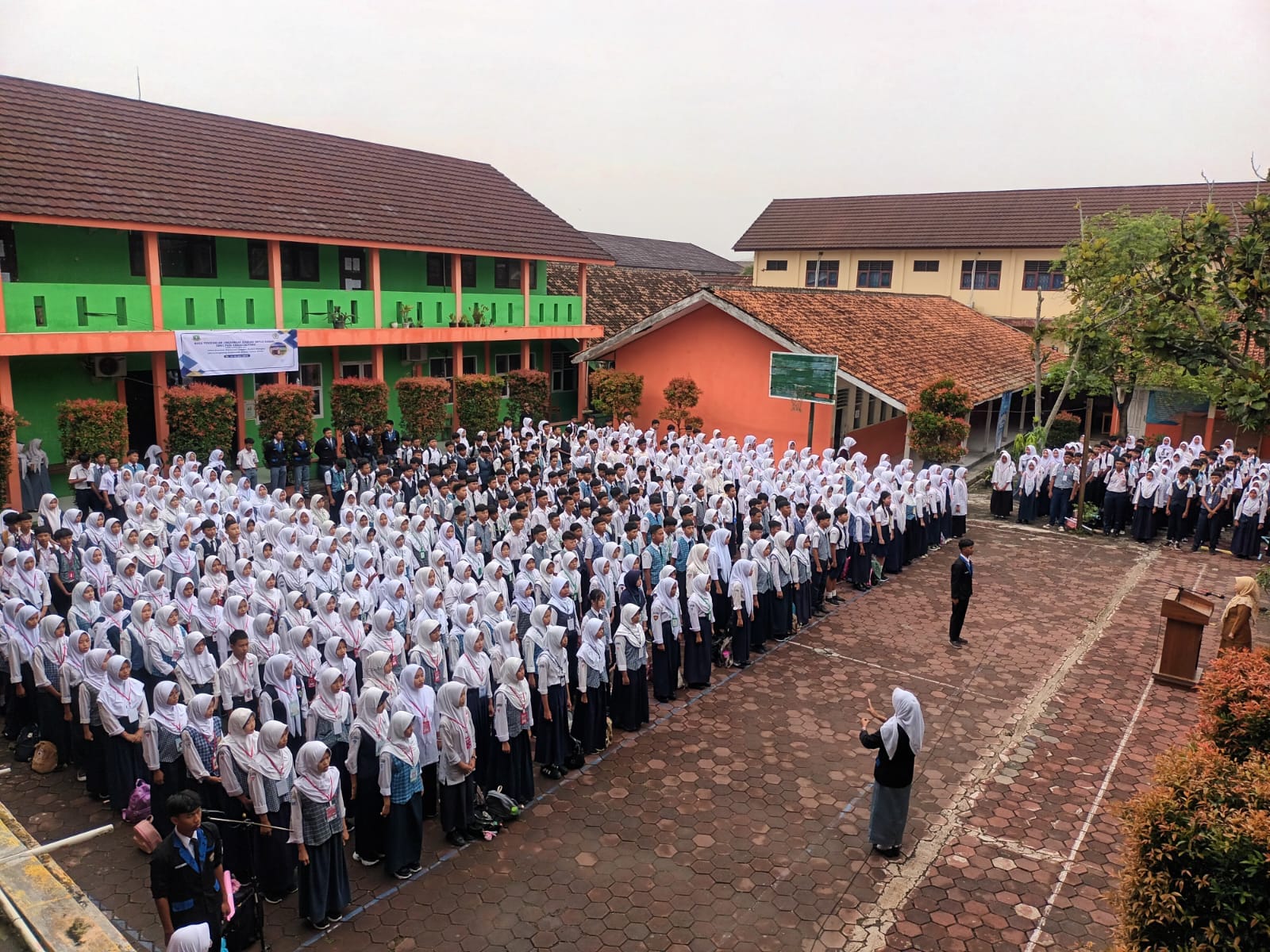 Sambut 432 Peserta Didik Baru Tahun Ajaran 2025 - 2026 SMK PGRI Rangkasbitung Gelar MPLS I Teras Media
