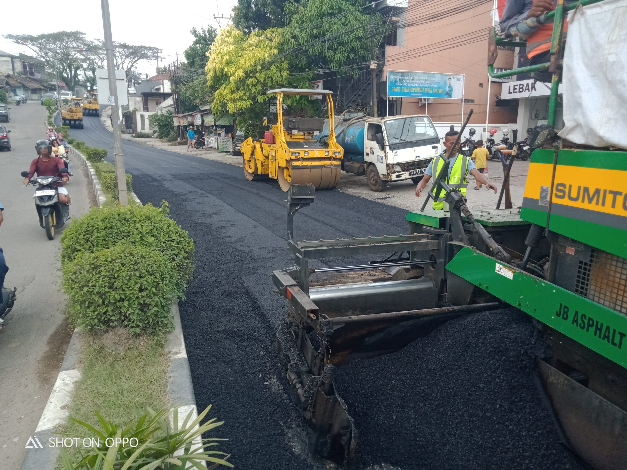 Pemkab Lebak Melalui DPUPR Genjot 20 Titik Pembangunan Inspratuktur Jalan Yang Rusak Tahun 2025 3 Pemkab Lebak Melalui DPUPR Genjot 20 Titik Pembangunan Inspratuktur Jalan Yang Rusak Tahun 2025 I Teras Media
