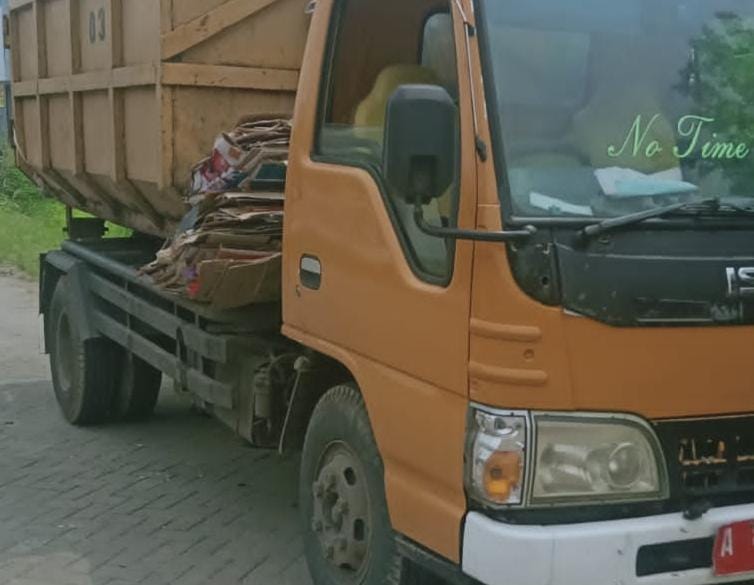Foto: Mobil Sampah DLHK Kabupaten Tangerang