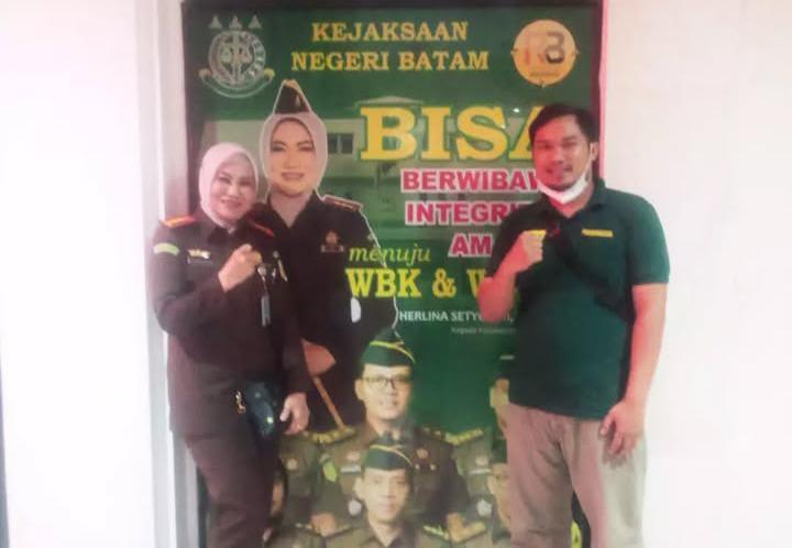 Keterangan foto : Jaksa senior Herlina Setyorini, resmi mendapat promosi sebagai Asisten Pembinaan pada Kejaksaan Tinggi Sumatera Utara (Kejati Sumut), Senin (20/10/2025)