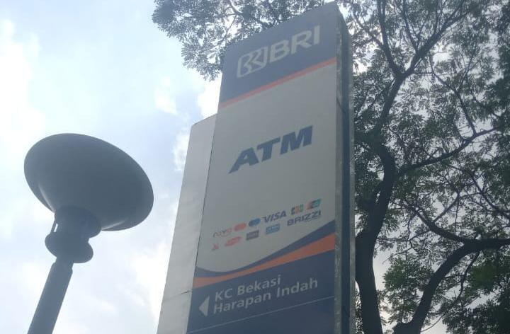 Keterangan foto : Bank BRI, Jumat (31/10/2025)