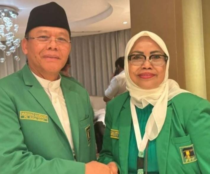 Foto: Ketua DPW PPP Papua Barat Daya, Rosmiah Mattalitti bersama Ketua Umum PPP, Muhamad Mardiono.