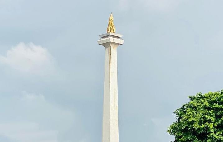 Monas