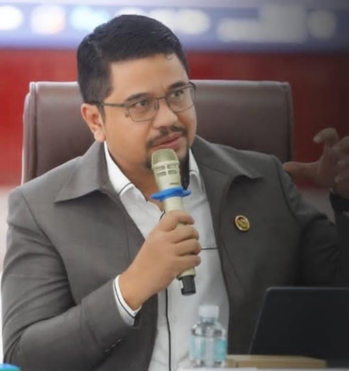 anggota Komisioner Komisi Kejaksaan (Komjak) RI Nurkohmat, Minggu (21/12/2025)