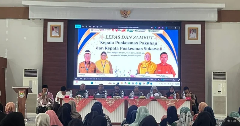 Keterangan foto: Acara lepas sambut Kepala Puskesmas Pakuhaji dan Kepala Puskesmas Sukawali, Kamis (29/1)