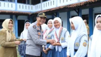 Polda Banten Tanamkan Disiplin dan Karakter Pelajar di SMAN 7 Tangerang I Teras Media