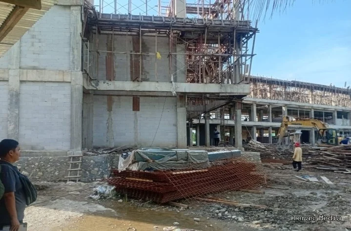 Foto: pembangunan Gedung Pendidikan Terpadu Institut Agama Islam Negeri (IAIN) Sorong.