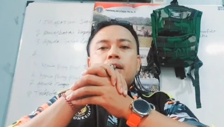 teras-media_B8Foi0oK Harus di Bongkar, King Naga Desak Audit Proyek Alun-Alun Rangkasbitung I Teras Media