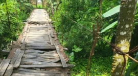 Keterangan foto: Kondisi Jembatan Gantung di Desa Sukajadi, Kecamatan Panggarangan, Kabupaten Lebak.