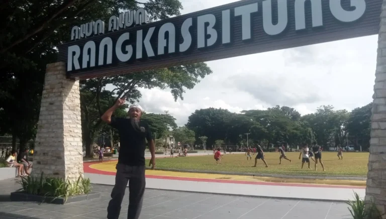 teras-media_WtoFmA9u Alun-Alun Rangkasbitung Bermasalah, Kadis dan Konsultan PUPR Dinilai Permalukan Bupati I Teras Media