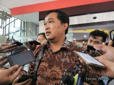 Foto/Koordinator MAKI, Boyamin Saiman.