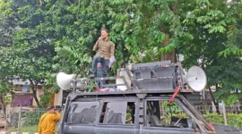 Keterangan foto : Mahasiswa Anti Korupsi dan Kolusi Indonesia (MAKKI) Demo terkait kuota Pupuk di Jakarta, Selasa (27/1/2026)