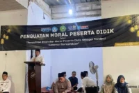 Keterangan poto : Sukarno
M.Pd selaku Kepala SMKN 2 Rangkasbitung, saat memberikan sambutan dalam acara Isra Mi'raj yang di selenggarakan di lingkungan Sekolah pada jumat 23/1/2026