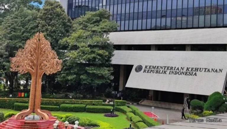 teras-media_hgYNLEQ2 Kasus IUP Nikel Konawe Utara, Kejagung Lakukan Penggeledahan di Kemenhut I Teras Media