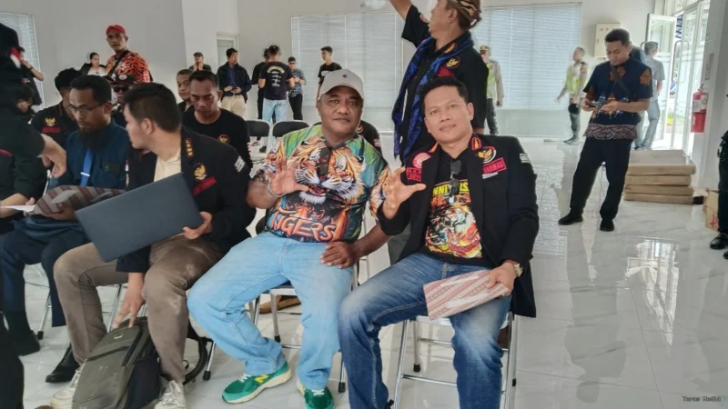 Keterangan Foto: LSM HARIMAU