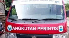 Keterangan poto : Kendaraan roda 4 milik BUMde Desa Kalanganyar Kecamatan Kalanganyar Kabupaten Lebak Banten berjenis angkutan umum 