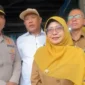 Keterangan foto : Perum (Bulog) Kantor Cabang Lebak–Pandeglang bersama Pemda telah mengambil langkah-langkah aktif dan komprehensif untuk menjamin pasokan yang melimpah serta mengendalikan harga di Pasar Badak Pandeglang, Selasa (24/2/2025)