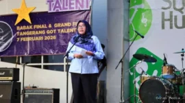 Keterangan foto: Kadis Diskominfo Kabupaten Tangerang Diyan Mayang Sari saat memberikan sambutan pada Grand Final Tangerang Got Talent 2026 di Gading Serpong.
