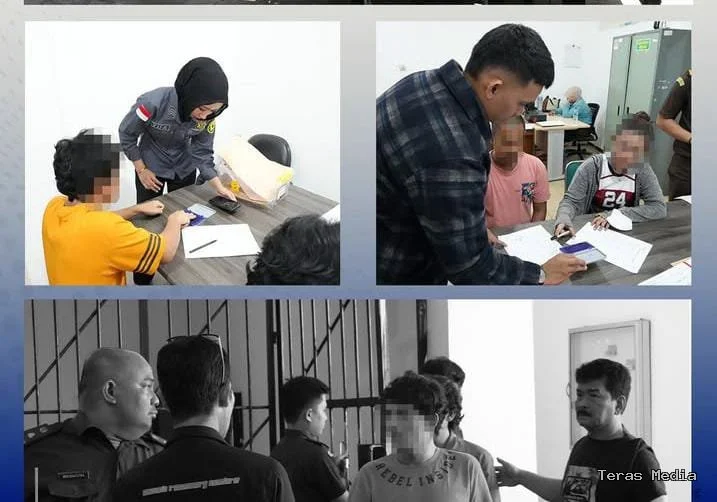 Keterangan foto : Kejaksaan Negeri (Kejari) Padang telah melaksanakan tahap kedua tindak lanjut terhadap sejumlah perkara yang sedang ditangani, Kamis (5/2/2026)