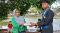 OSIS dan ROHIS SMK PGRI Rangkasbitung Gelar Takjil On The Road Ramadhan 1447 Hijriah 5 OSIS dan ROHIS SMK PGRI Rangkasbitung Gelar Takjil On The Road Ramadhan 1447 Hijriah I Teras Media