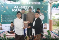 Pengasuh Ponpes Al Mizan Jatiwangi yang juga Anggota DPR RI Komisi VIII Dr. KH. Maman Imanulhaq