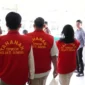 Keterangan foto : Keenam orang tersangka yang terdiri dari pihak perusahaan dan pejabat bank kini telah diserahkan kepada Jaksa Penuntut Umum (JPU) Kejaksaan Negeri Palembang, Senin (9/3/2026)