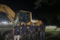 Keterangan foto : tim Subdit I Ditreskrimum Polda Sulbar yang dipimpin Iptu Hasrum menyita satu unit excavator Komatsu PC 210 warna kuning di Afd. Fanta, Dusun Marisa, Desa Lariang, Kecamatan Tikke Raya, Selasa (3/3/2026)