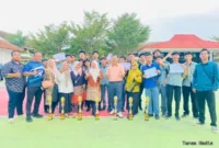 Keterangan poto : Peserta Lomba FL3SN SMK PGRI Rangkasbitung saat berpoto bersama Kepala Sekolah Guru dan Pelatih usai merebut Delapan Juara 2 dan Tiga dalam Lomba FL3SN Tingkat Kabupaten (Doksus)