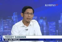 Keterangan foto : Sekjen Projo Fredy Alex Damanik, Minggu (19/4/2026)