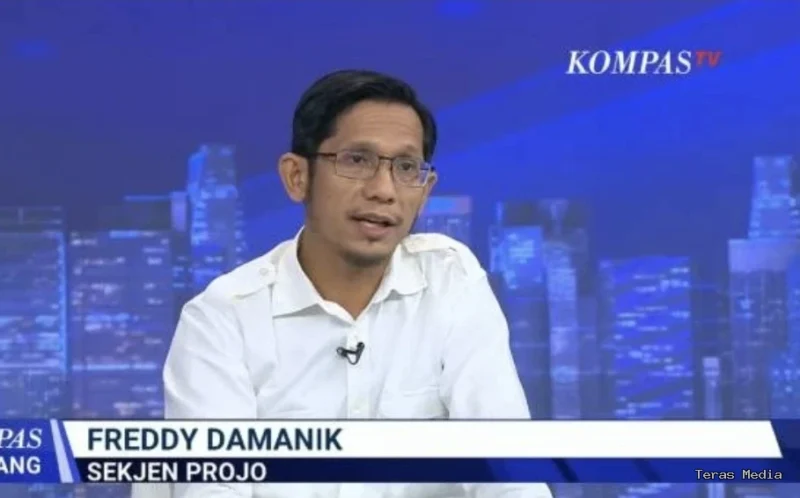 Keterangan foto : Sekjen Projo Fredy Alex Damanik, Minggu (19/4/2026)