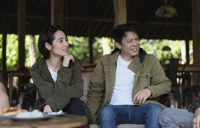 Keterangan foto : Pemeran Dilan 1997 Ariel NOAH dan Niken Anjani, Selasa (21/4/2026)