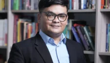 Keterangan foto : Direktur Eksekutif Aljabar Strategic Indonesia, Arifki Chaniago, Senin (20/4/2026)