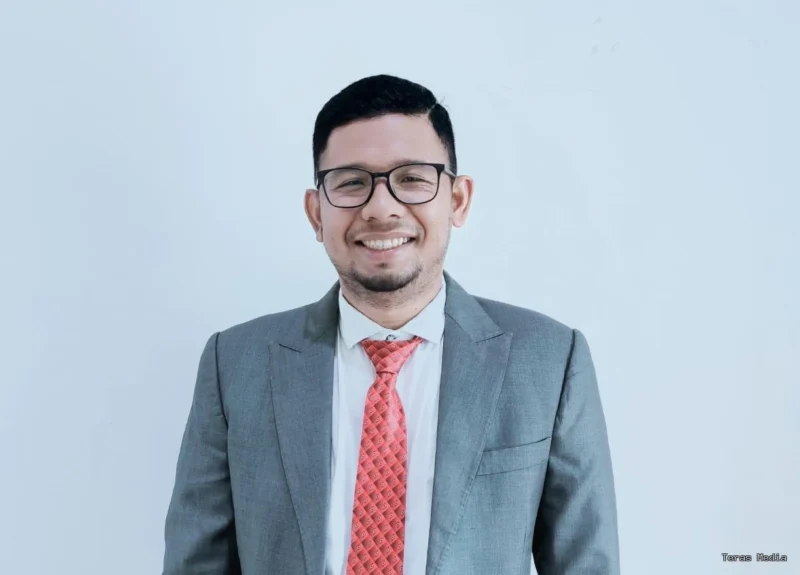 Keterangan foto : Muhammad Zubir, S.H., M.H. dari kantor hukum EMZED Law Firm, Minggu (4/4/2026)