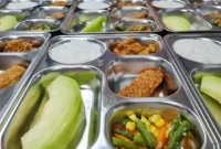 Keterangan foto : Program Makan Bergizi, Senin (27/4/2026)